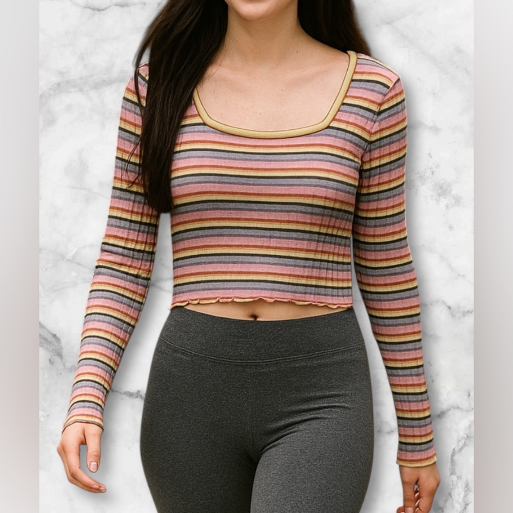 NWOT SO Kohls Striped Ruffle Hem Knit Cropped Top Colorful Size Large